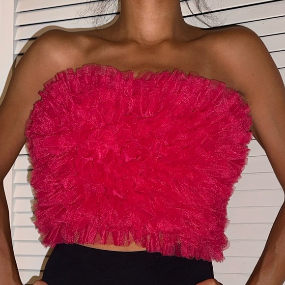 Zara Tops - Zara ruffle puff top